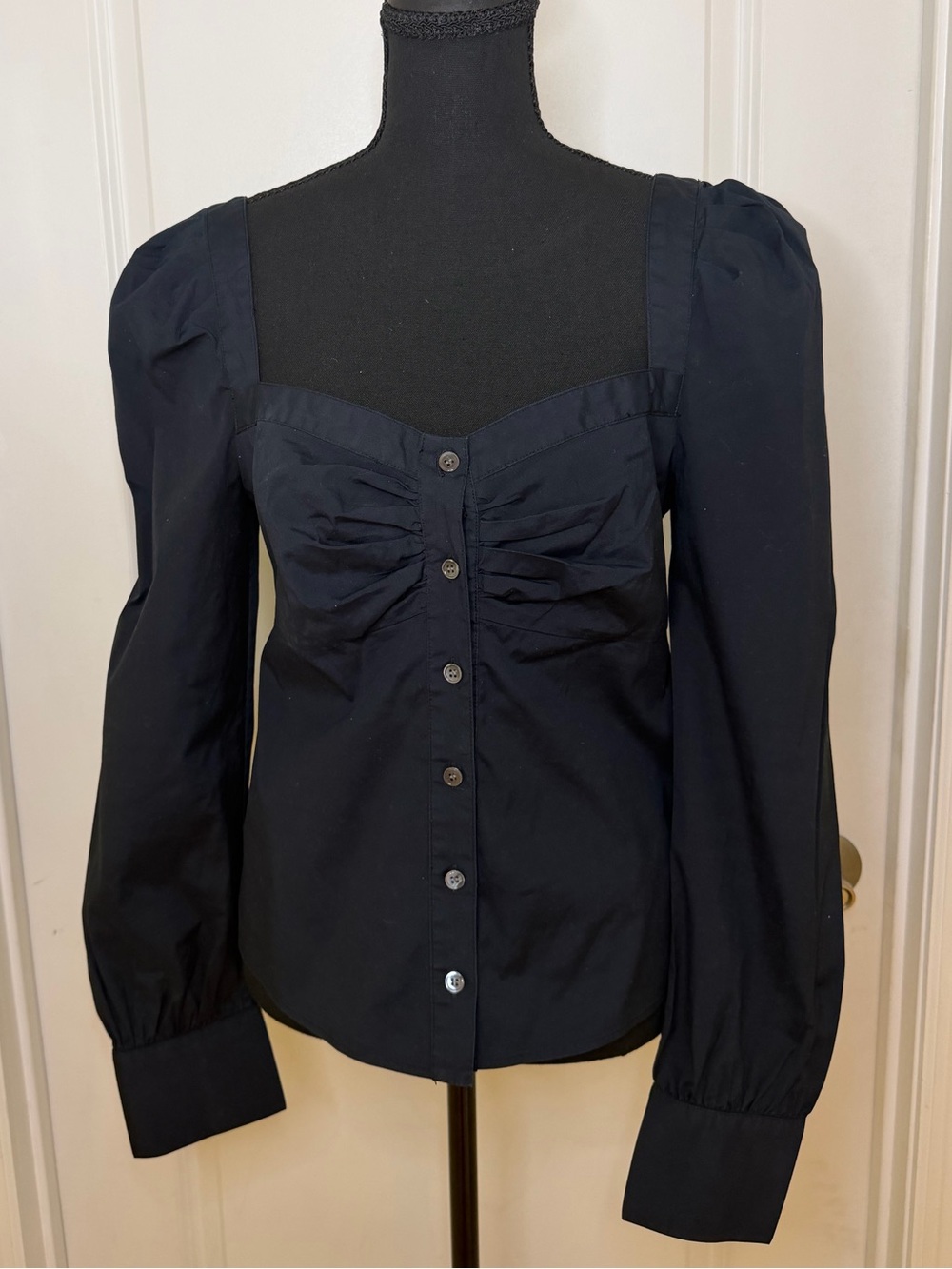 Veronica Beard Black Puff-Sleeve Button-Front Top, size 8